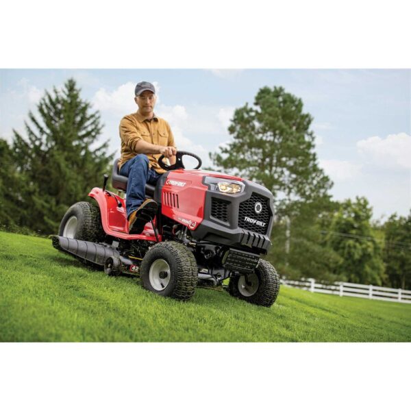 6a1689c6dcb5ecb7d8391604ae331457e2064a82b426586d411e2887bc6f703f 42 in. 547CC Engine Automatic Drive Gas Riding Lawn Mower