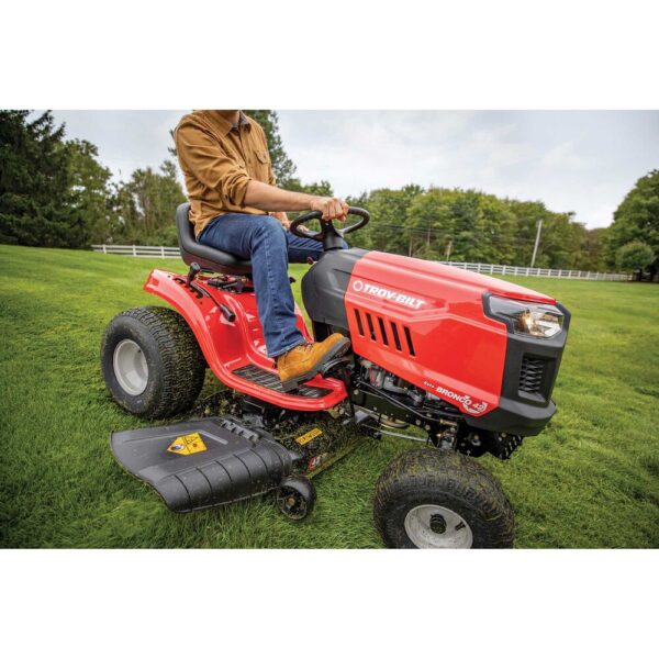 6a812e051f1d9ced4568fac24b2298e2fac23f237d3b567903f5ffe3ac3dcdcf 42 in. 547CC Engine Automatic Drive Gas Riding Lawn Mower