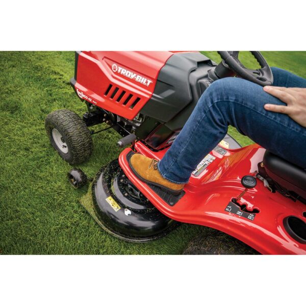 fdf002d0feed0dc3b5d4d923d27d3fdecad560ba42d1d0c879e297116c3f2d52 42 in. 547CC Engine Automatic Drive Gas Riding Lawn Mower